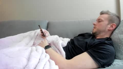 quietstraightcurious online show from 19, 4, 2026