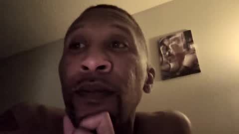 Snapshot of quindre chatting on 3, 10, 2025 quindre online show from 3, 10, 2025