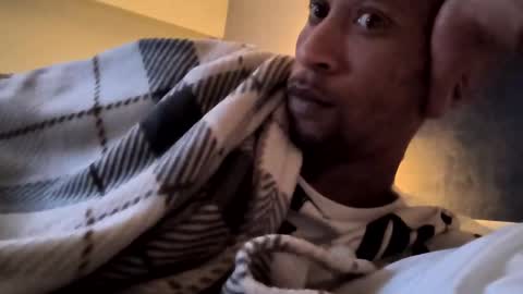 Snapshot of quindre chatting on 8, 11, 2025 quindre online show from 8, 11, 2025