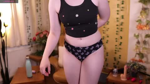 QuinnMonroe online show from 5, 6, 2026