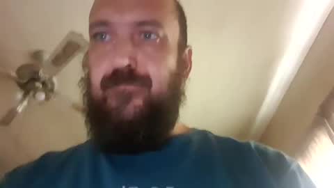 Snapshot of quintinvw0011 chatting on 8, 1, 2025 quintinvw0011 online show from 8, 1, 2025