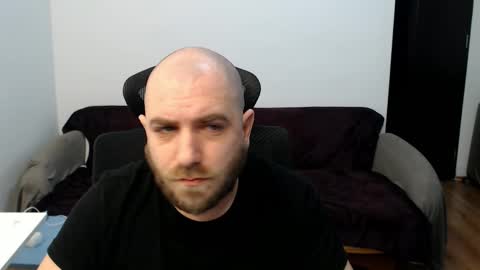 Snapshot of r0bila chatting on 7, 3, 2026 R0bila online show from 7, 3, 2026