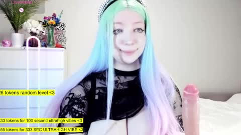 Snapshot of raaaaaaawr chatting on 25, 2, 2025 - online show from 25, 2, 2025