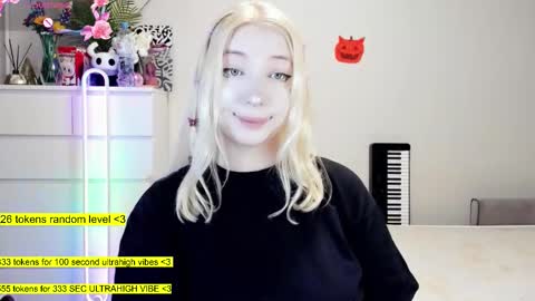 Snapshot of raaaaaaawr chatting on 3, 12, 2025 - online show from 3, 12, 2025