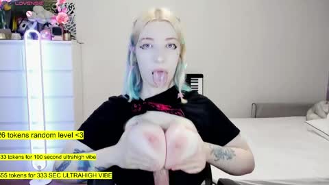 - online show from 18, 4, 2026