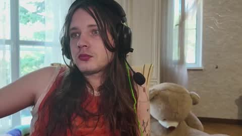 Snapshot of rabbitboyy1 chatting on 12, 9, 2025 rabbitboyy online show from 12, 9, 2025