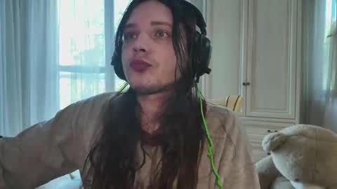 Snapshot of rabbitboyy1 chatting on 13, 9, 2025 rabbitboyy online show from 13, 9, 2025