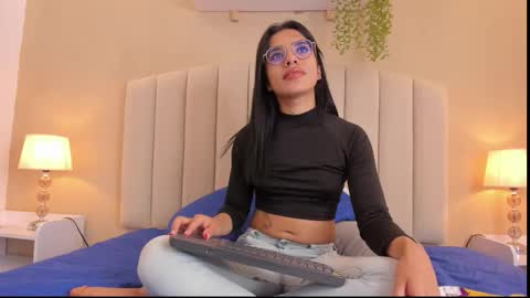 Rachel Donnelly online show from 17, 12, 2025