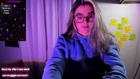 Rachel Foss online show from 13, 12, 2024