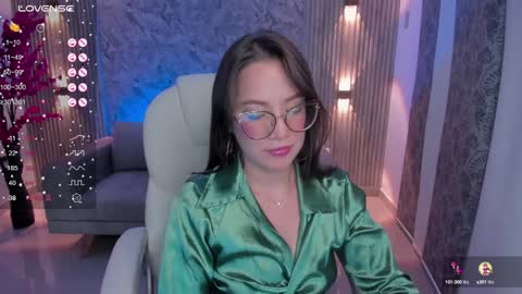 Snapshot of rachel_williamss chatting on 22, 12, 2024 rachel online show from 22, 12, 2024
