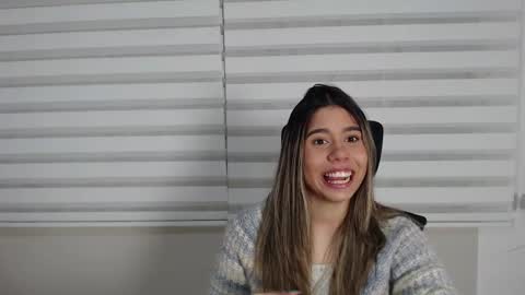 Snapshot of rachell_criss chatting on 25, 11, 2025 Rachell online show from 25, 11, 2025