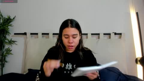 Snapshot of rachell_criss chatting on 29, 4, 2026 Rachell online show from 29, 4, 2026