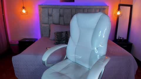 Rachel online show from 8, 2, 2025