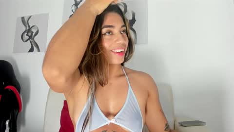Snapshot of rachell_owen chatting on 13, 10, 2025 rachell_owen online show from 13, 10, 2025