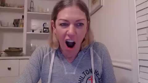 Snapshot of racytracy80 chatting on 16, 1, 2026 Racy Tracy online show from 16, 1, 2026