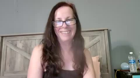 Snapshot of radiantpeachgoddess chatting on 28, 2, 2025 Radiant Peach Goddess online show from 28, 2, 2025