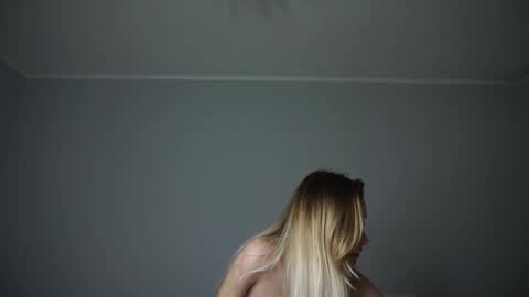 Snapshot of radioskvirt chatting on 19, 9, 2025 Sara online show from 19, 9, 2025