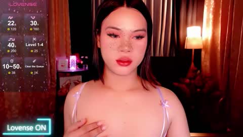 Snapshot of raeganclinton chatting on 11, 9, 2025 raeganclinton online show from 11, 9, 2025