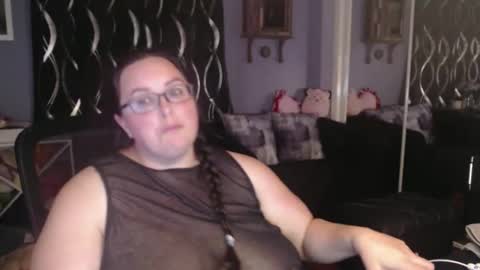 Snapshot of raeroughnbusty chatting on 4, 4, 2026 RaeRoughNBusty online show from 4, 4, 2026