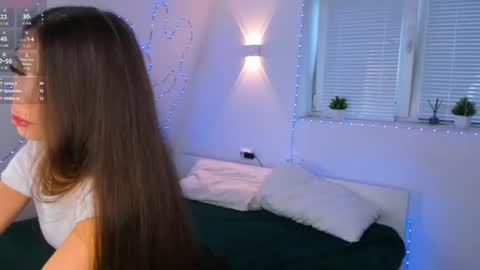 Snapshot of raevella chatting on 21, 6, 2026 Rachel online show from 21, 6, 2026