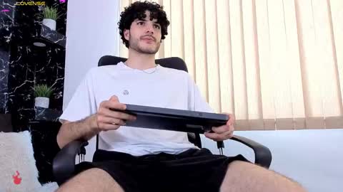 R A F A E L online show from 3, 3, 2026