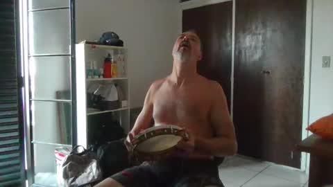 Snapshot of rafaelsel chatting on 5, 12, 2025 Big Uncle Jungle online show from 5, 12, 2025