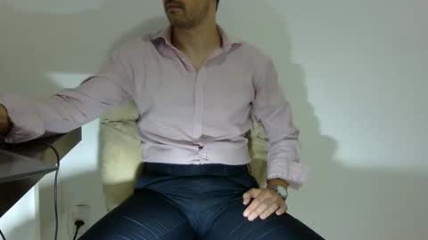 Snapshot of rafaelssk chatting on 12, 1, 2026 elenacam online show from 12, 1, 2026