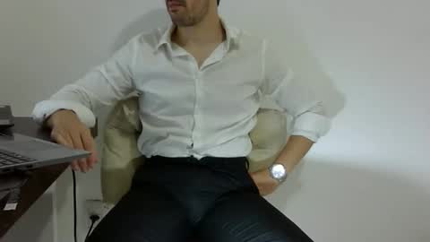 Snapshot of rafaelssk chatting on 11, 2, 2026 elenacam online show from 11, 2, 2026