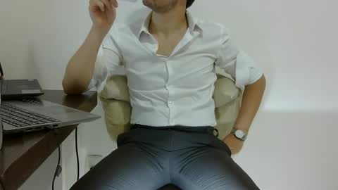 Snapshot of rafaelssk chatting on 24, 2, 2026 elenacam online show from 24, 2, 2026