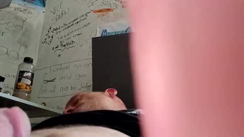 Snapshot of ragingzef69 chatting on 26, 1, 2025 Bigthickdickinvic online show from 26, 1, 2025