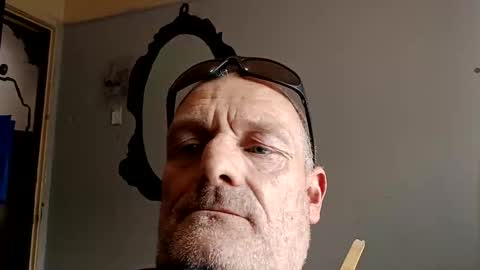 Snapshot of ragingzef69 chatting on 19, 11, 2025 Bigthickdickinvic online show from 19, 11, 2025