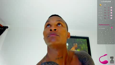 Snapshot of ragnarhot24 chatting on 27, 1, 2025 Andres H online show from 27, 1, 2025