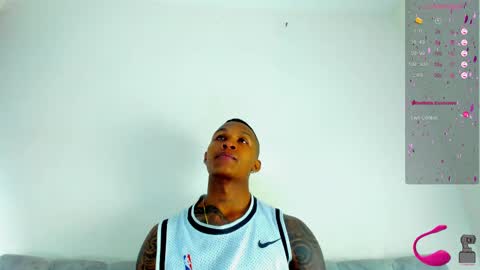 Snapshot of ragnarhot24 chatting on 19, 2, 2025 Andres H online show from 19, 2, 2025