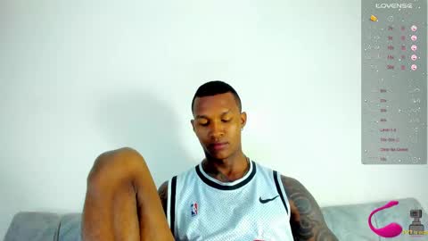 Snapshot of ragnarhot24 chatting on 24, 2, 2025 Andres H online show from 24, 2, 2025