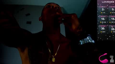 Snapshot of ragnarhot24 chatting on 10, 3, 2025 Andres H online show from 10, 3, 2025