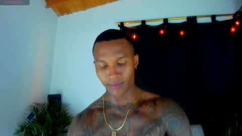 Snapshot of ragnarhot24 chatting on 18, 9, 2025 Andres H online show from 18, 9, 2025