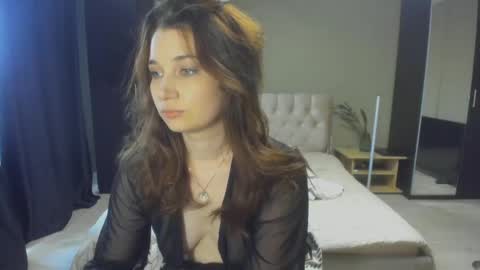 Snapshot of rahatlocum chatting on 25, 5, 2026 Sofie online show from 25, 5, 2026