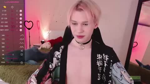 Snapshot of rainbow__salt chatting on 23, 1, 2025 Mike online show from 23, 1, 2025