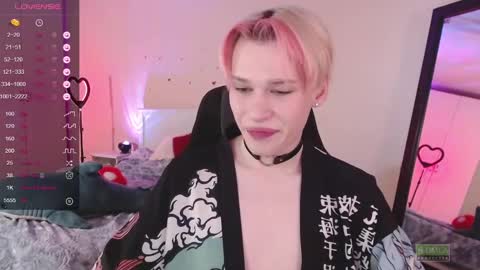 Snapshot of rainbow__salt chatting on 29, 1, 2025 Mike online show from 29, 1, 2025