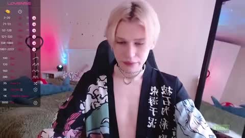 Snapshot of rainbow__salt chatting on 12, 3, 2025 Mike online show from 12, 3, 2025