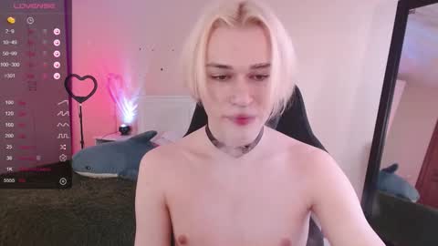 Snapshot of rainbow__salt chatting on 1, 11, 2025 Mike online show from 1, 11, 2025