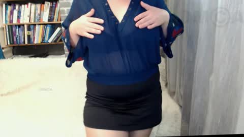 rainbowladyy online show from 16, 9, 2025