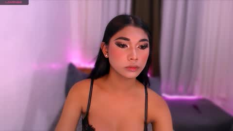 raindrizzle1706 online show from 25, 2, 2026