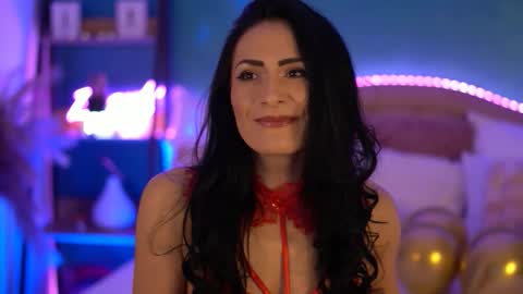 RaisaVawn online show from 28, 3, 2026