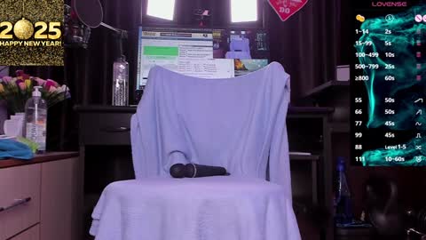 Snapshot of raissa_sky26 chatting on 3, 1, 2025 Laura online show from 3, 1, 2025