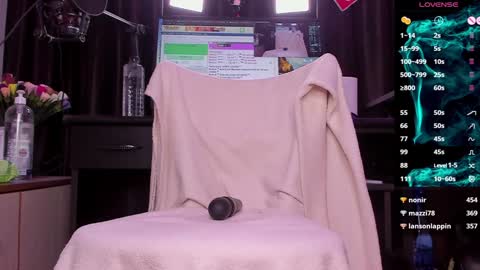 Snapshot of raissa_sky26 chatting on 9, 1, 2025 Laura online show from 9, 1, 2025