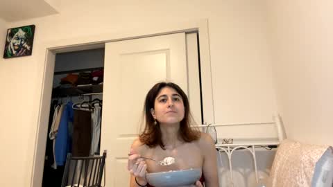 Snapshot of raiyvyn chatting on 12, 2, 2025 Ray Ray online show from 12, 2, 2025