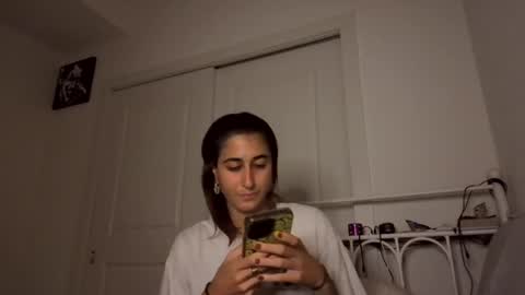 Snapshot of raiyvyn chatting on 13, 9, 2025 Ray Ray online show from 13, 9, 2025