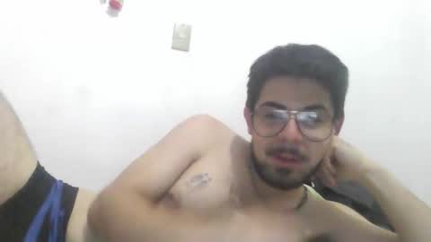 Snapshot of ralphillips25 chatting on 13, 4, 2026 ralphillips25 online show from 13, 4, 2026
