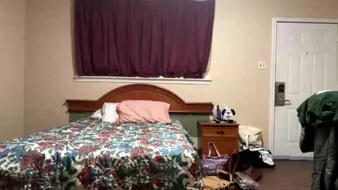    RAMONA Q   online show from 24, 11, 2025